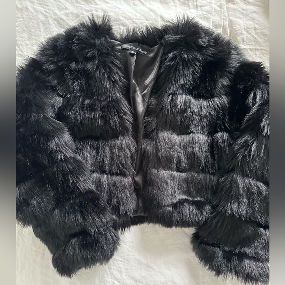 Naked Wardobe Cropped Faux Fur ‘Mob Wives’ Coat - Picture 1 of 4